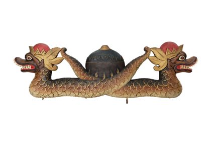 Verzierung eines Doppel-Bronzegongs.